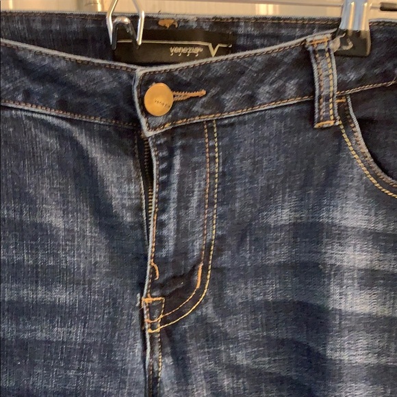 Cute Boyfriend Jeans - Picture 4 of 5